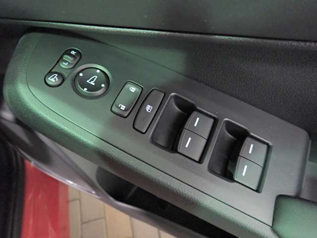 ホンダ ヴェゼル １．５ Ｅ：ＨＥＶ ＲＳ R8年 () 99