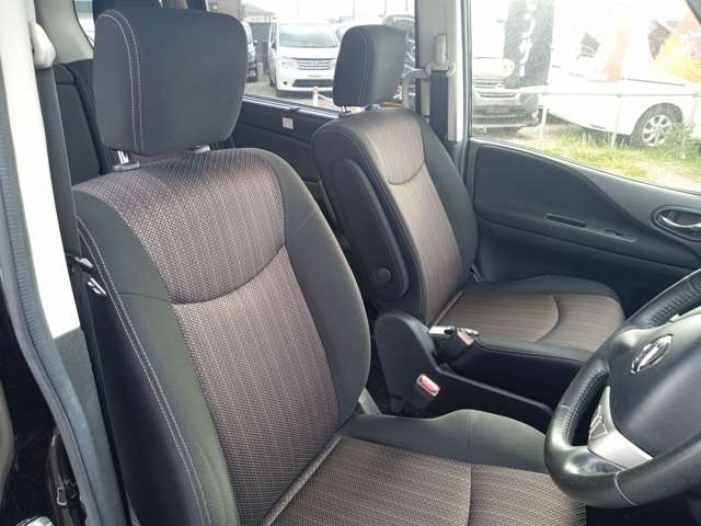 日産 セレナ ２．０ ハイウェイスター Ｓ－ＨＹＢＲＩＤ H26年 (関東) 99