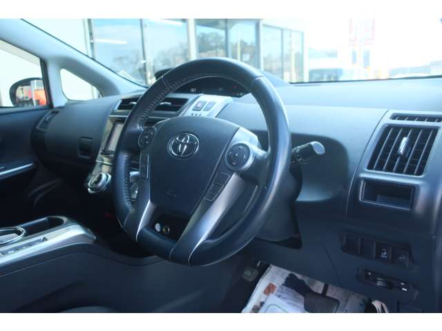 トヨタ プリウスΑ １．８ Ｓ ツーリングセレクション H27年 (関東) 99