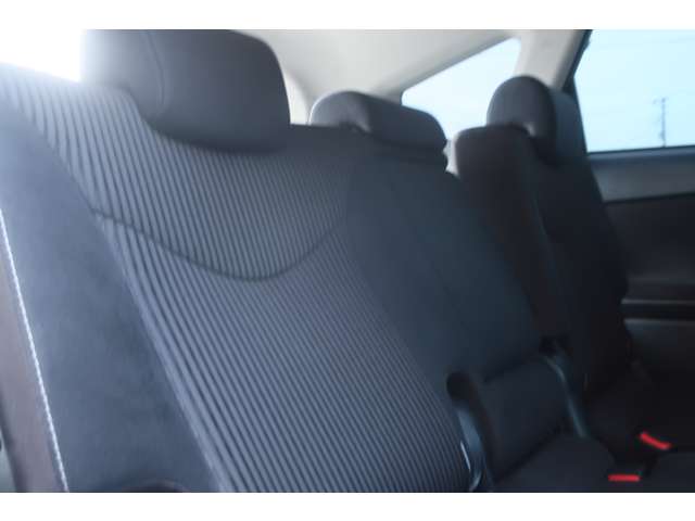 トヨタ プリウスΑ １．８ Ｓ ツーリングセレクション H30年 (関東) 99