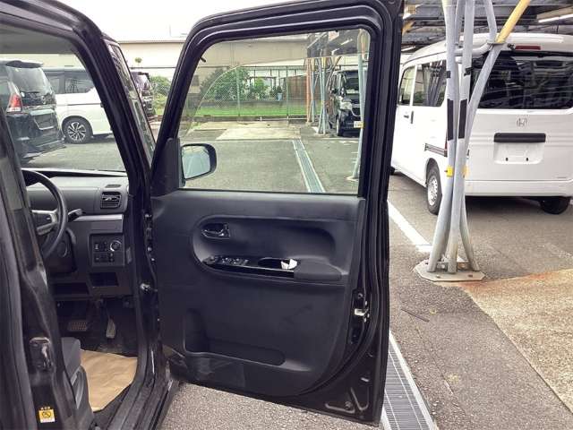 ダイハツ タント ６６０ カスタム Ｘ H29年 (近畿) 99