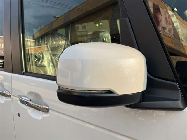 ホンダ Ｎ　ＢＯＸ カスタム ６６０ R8年 (近畿) 99