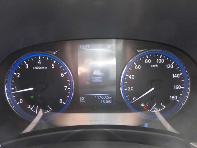 日産 エルグランド ２．５ ２５０ハイウェイスター アーバンクロム H27年 (東海) 99