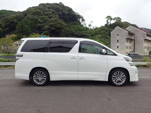 トヨタ ヴェルファイア ２．４ Ｚ ゴールデンアイズＩＩ H26年 (東海) 99