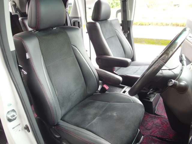 トヨタ ヴェルファイア ２．４ Ｚ ゴールデンアイズＩＩ H26年 (東海) 99
