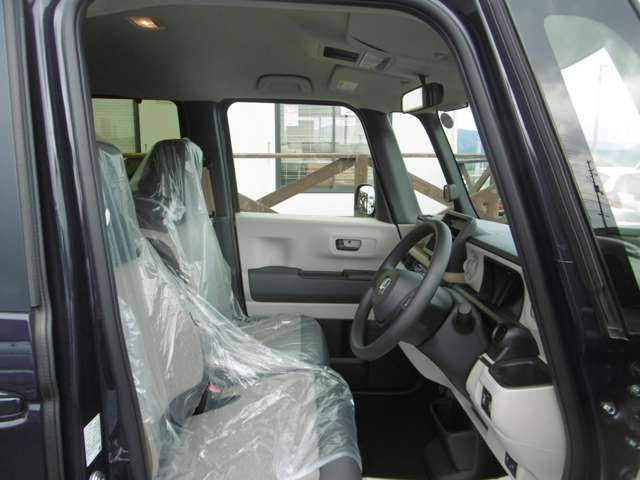ホンダ Ｎ　ＢＯＸ ６６０ ４ＷＤ R8年 () 99