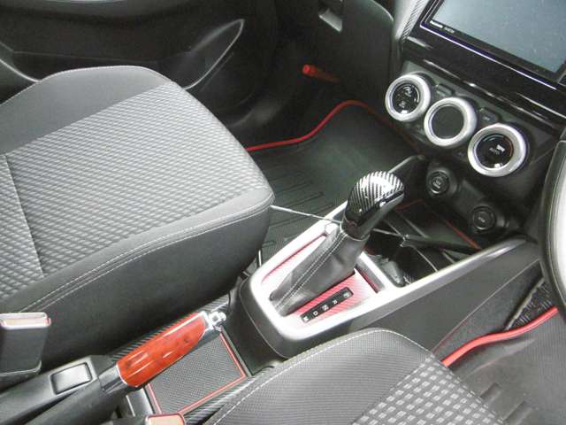スズキ スイフト １．０ ＲＳＴ セーフティパッケージ装着車 H29年 () 99