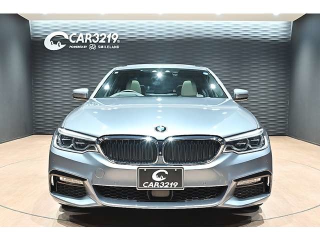ＢＭＷ ５シリーズ ５４０Ｉ Ｘドライブ Ｍスポーツ ４ＷＤ H29年 () 99