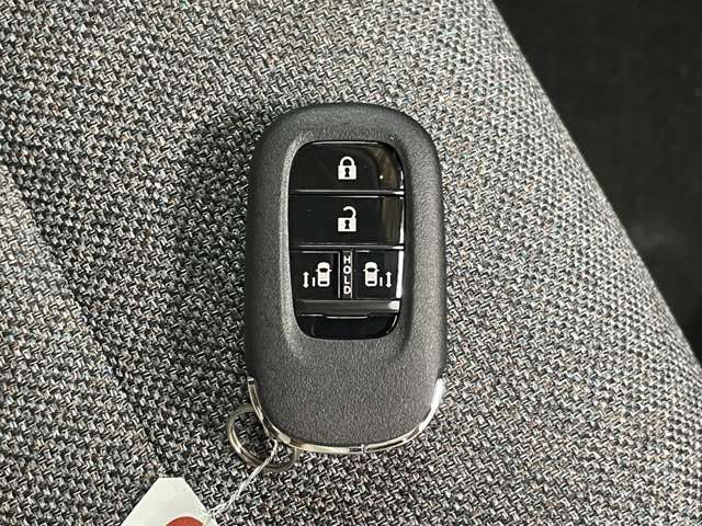 ホンダ フリード　ハイブリッド １．５ Ｅ：ＨＥＶ エアー R7年 (甲信越・北陸) 99