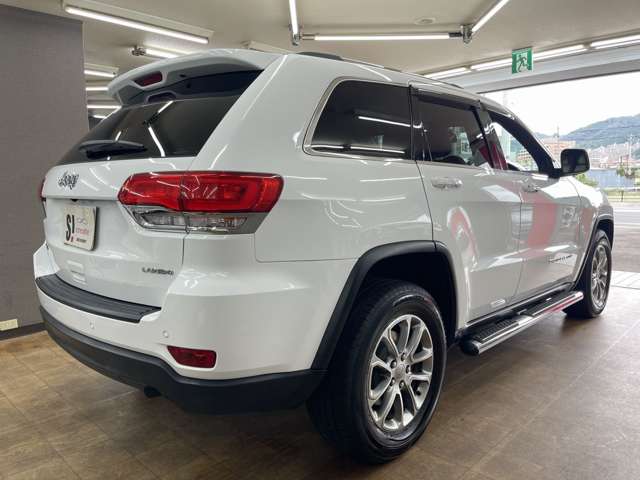 ジープ グランドチェロキー ラレード ４ＷＤ H28年 () 99