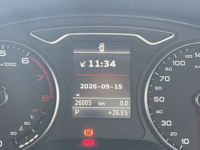 アウディ Ａ３　スポーツバック １．４　ＴＦＳＩ H26年 (近畿) 99