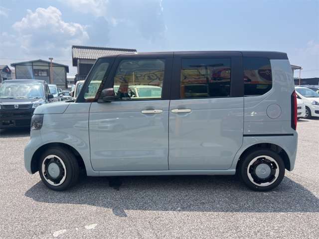 ホンダ Ｎ　ＢＯＸ ６６０ ファッションスタイル ２トーン R8年 (近畿) 99