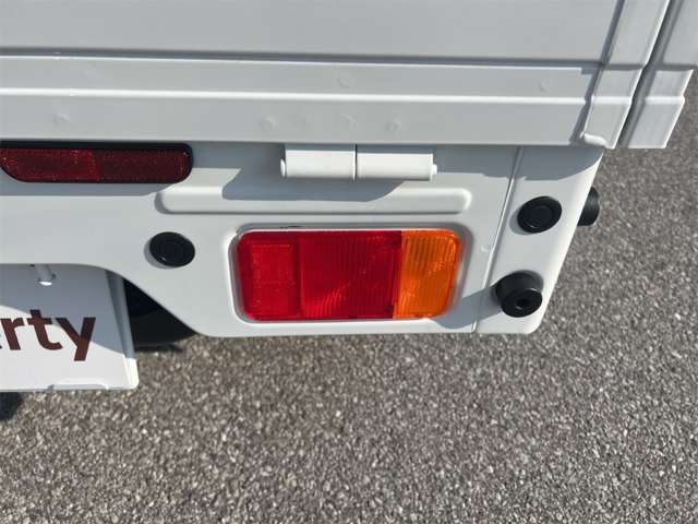 日産 クリッパートラック ６６０ ＤＸ ４ＷＤ R8年 (近畿) 99