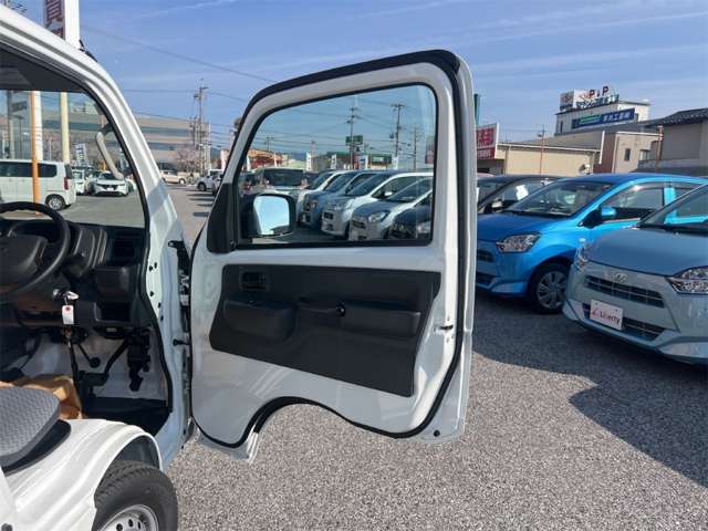 日産 クリッパートラック ６６０ ＤＸ ４ＷＤ R8年 (近畿) 99