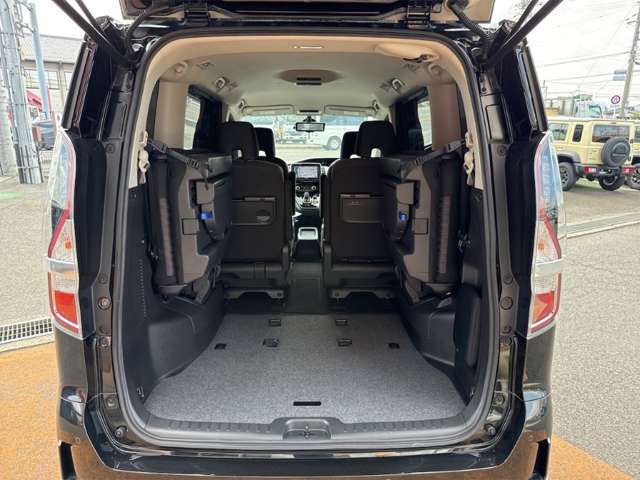 日産 セレナ １．２ Ｅ－ＰＯＷＥＲ ハイウェイスター Ｖ R4年 (近畿) 99