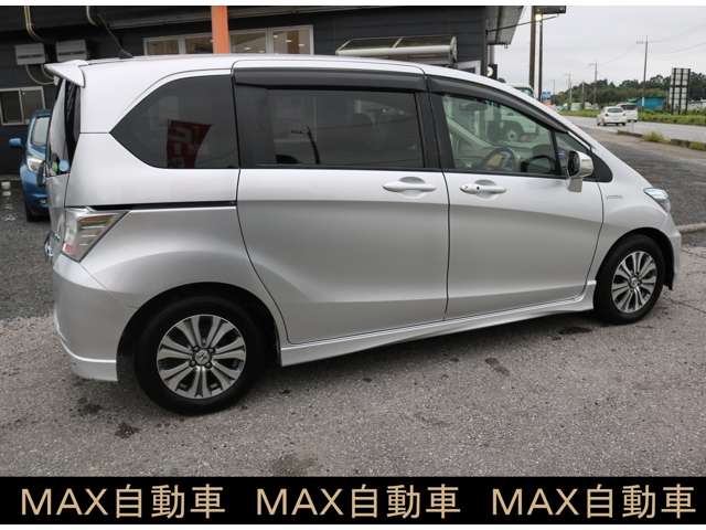 ホンダ フリード　ハイブリッド １．５ ジャストセレクション H25年 () 99