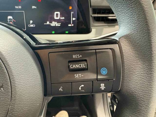 日産 ノート １．２ Ｘ R4年 () 99