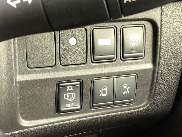 日産 セレナ ２．０ ハイウェイスター Ｖセレクション H30年 (近畿) 99