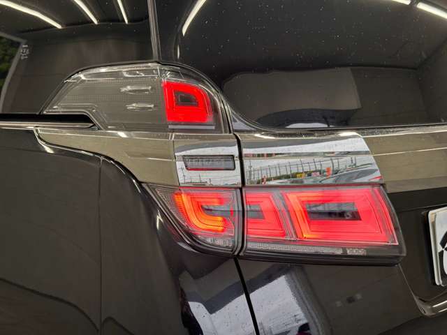 トヨタ ヴェルファイア ２．５ Ｚ R1年 (近畿) 99