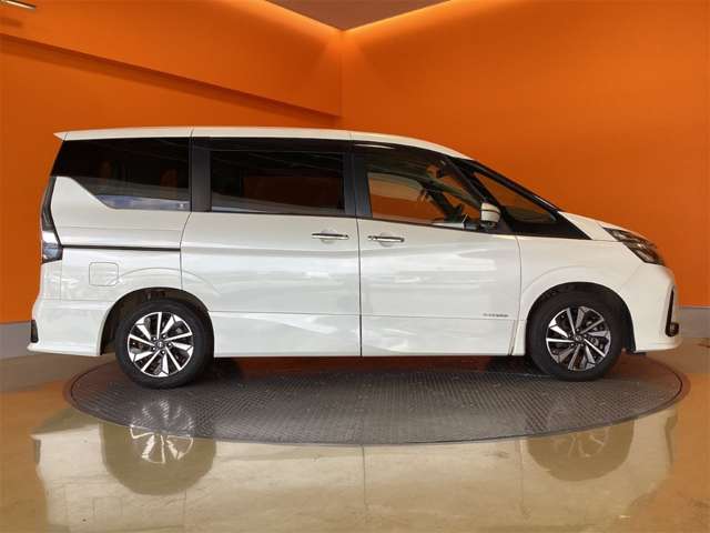 日産 セレナ ２．０ ハイウェイスター Ｖ R2年 (近畿) 99