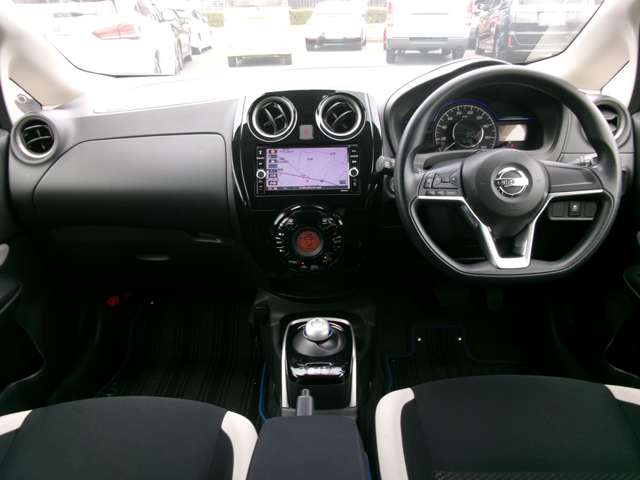 日産 ノート １．２ Ｅ－ＰＯＷＥＲ Ｘ R1年 (九州・沖縄) 99