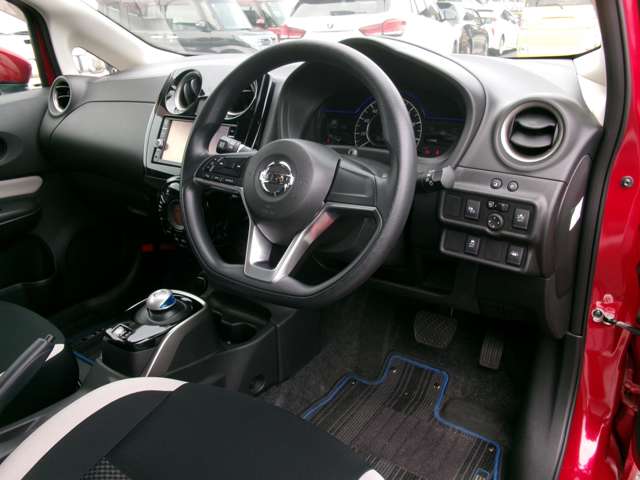 日産 ノート １．２ Ｅ－ＰＯＷＥＲ Ｘ R1年 (九州・沖縄) 99
