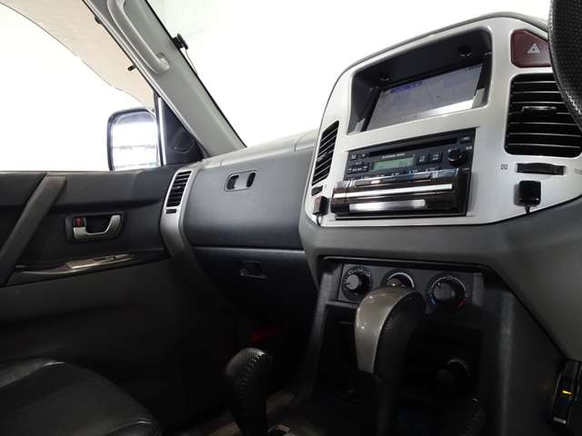 三菱 パジェロ ３．０ アクティブフィールドエディション ４ＷＤ H17年 (関東) 99