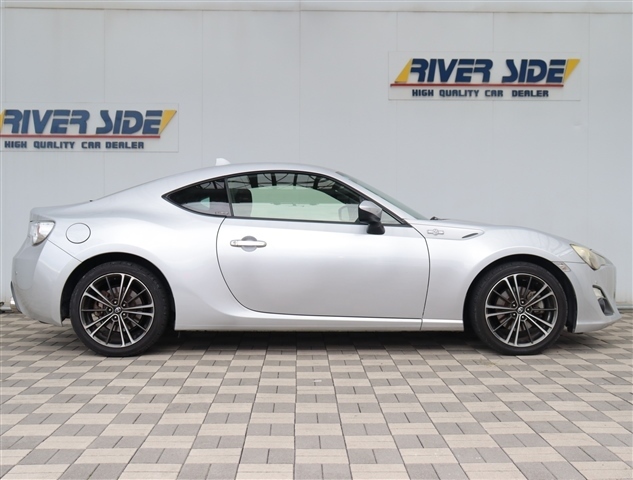 トヨタ ８６ ２．０ ＧＴ H25年 () 99