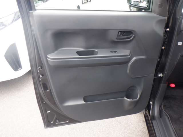 ダイハツ ウェイク ６６０ Ｄ ＳＡＩＩＩ R2年 (東海) 99