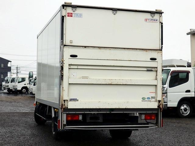 トヨタ トヨエース パネルバン 積載２Ｔ 垂直パワーゲート R1年 (東海) 99