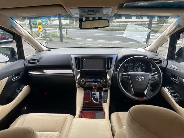 トヨタ アルファード　ハイブリッド ハイブリッド ２．５ Ｇ Ｅ－ＦＯＵＲ ４ＷＤ H28年 (関東) 99