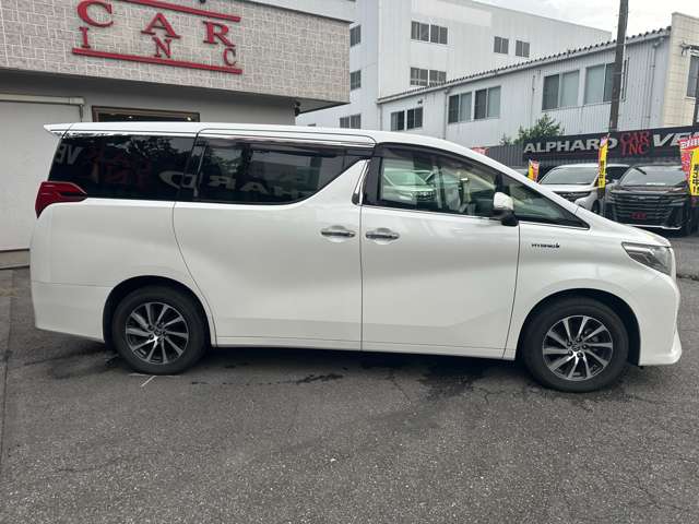 トヨタ アルファード　ハイブリッド ハイブリッド ２．５ Ｇ Ｅ－ＦＯＵＲ ４ＷＤ H28年 (関東) 99