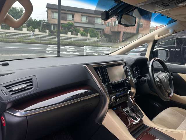 トヨタ アルファード　ハイブリッド ハイブリッド ２．５ Ｇ Ｅ－ＦＯＵＲ ４ＷＤ H28年 (関東) 99