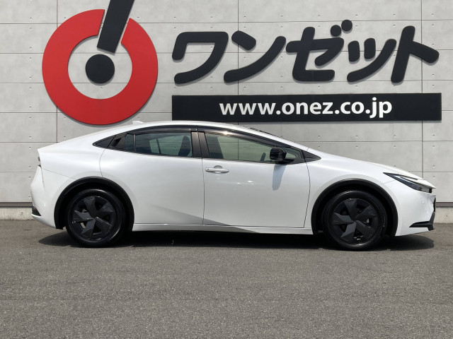 トヨタ プリウス １．８ Ｕ R5年 (四国) 99