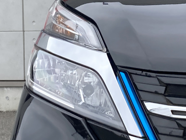 日産 セレナ １．２ Ｅ－ＰＯＷＥＲ ＸＶ R4年 (四国) 99