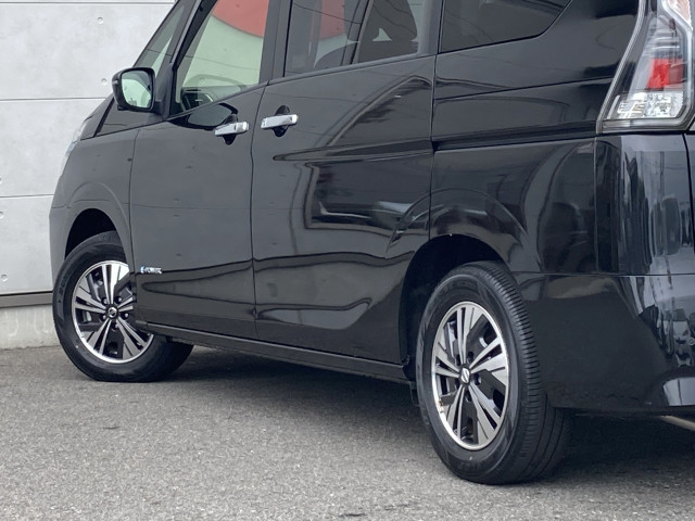 日産 セレナ １．２ Ｅ－ＰＯＷＥＲ ＸＶ R4年 (四国) 99