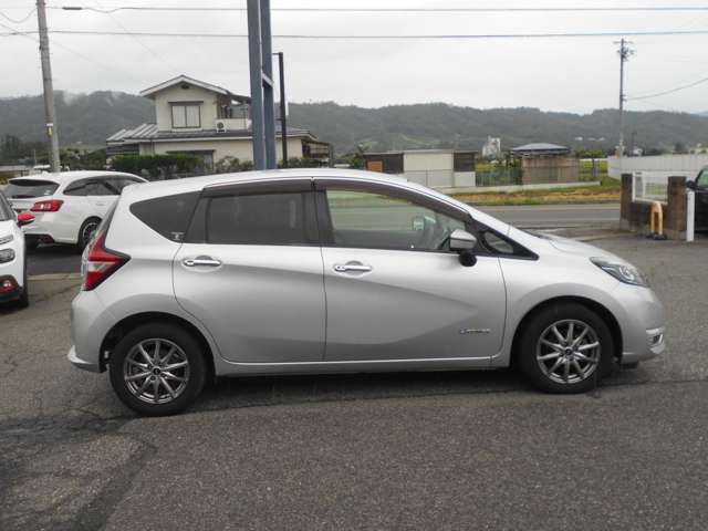 日産 ノート １．２ Ｅ－ＰＯＷＥＲ Ｘ H29年 () 99