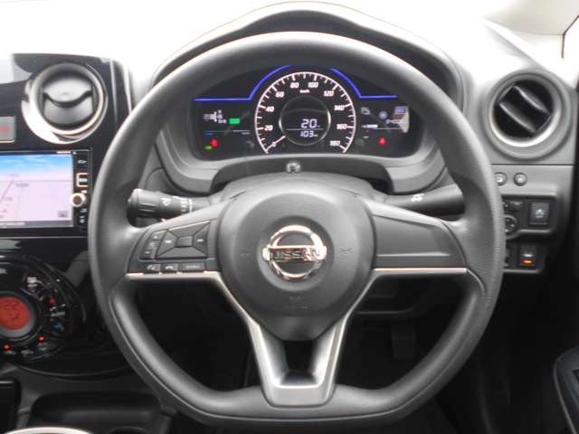 日産 ノート １．２ Ｅ－ＰＯＷＥＲ Ｘ H29年 () 99