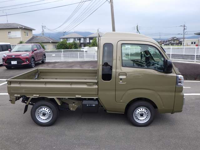 ダイハツ ハイゼットトラック ６６０ ジャンボ エクストラ ３方開 ４ＷＤ R8年 (九州・沖縄) 99