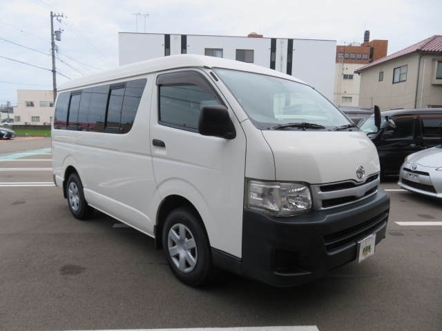 トヨタ ハイエースワゴン ２．７ ＤＸ ロング ミドルルーフ ４ＷＤ H25年 (甲信越・北陸) 99