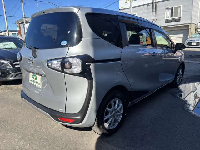 トヨタ シエンタ １．５ Ｇ ４ＷＤ H29年 (北海道) 99