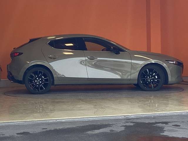 マツダ ＭＡＺＤＡ３　ファストバック １．５ １５Ｓ レトロスポーツエディション R6年 (近畿) 99