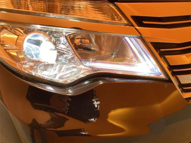 日産 セレナ ２．０ ライダー ブラックライン Ｓ－ＨＹＢＲＩＤ H28年 (近畿) 99