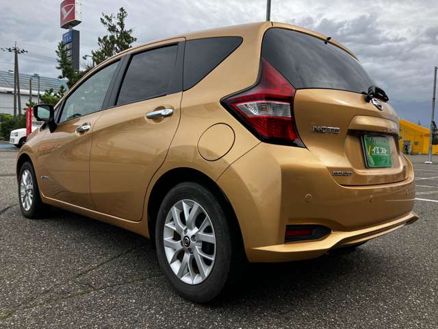 日産 ノート １．２ Ｅ－ＰＯＷＥＲ メダリスト 助手席回転シート H30年 () 99