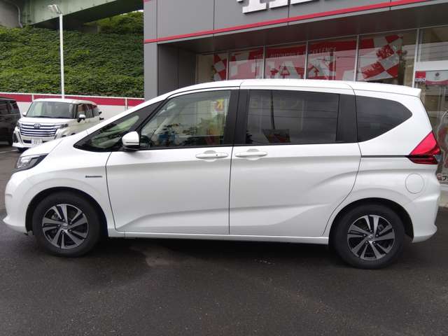 ホンダ フリード　ハイブリッド １．５ ハイブリッド ＥＸ H29年 (東北) 99