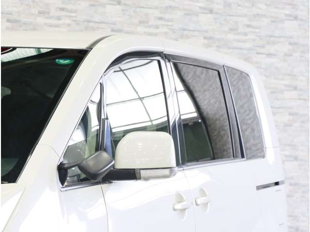 三菱 デリカ　Ｄ：５ ２．４ Ｇ ナビパッケージ ４ＷＤ H19年 (関東) 99