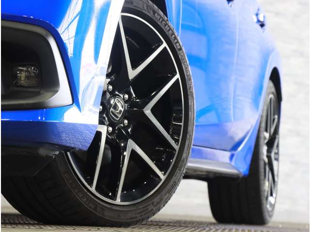 ホンダ シビック ２．０ Ｅ：ＨＥＶ R5年 (関東) 99