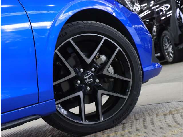 ホンダ シビック ２．０ Ｅ：ＨＥＶ R5年 (関東) 99
