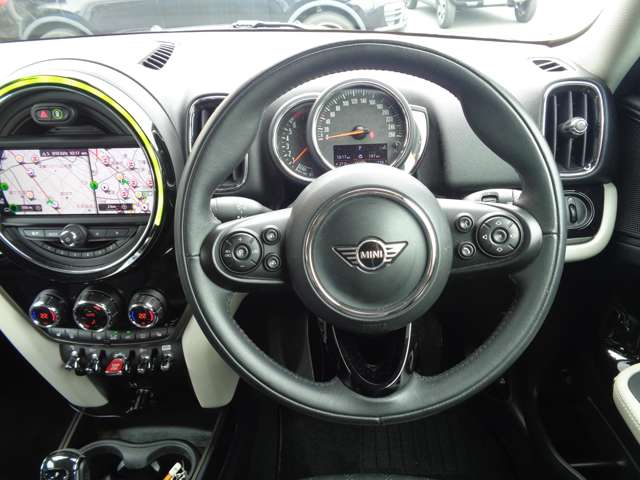 ミニ ミニクロスオーバー クーパー Ｓ ＤＣＴ R2年 (関東) 99