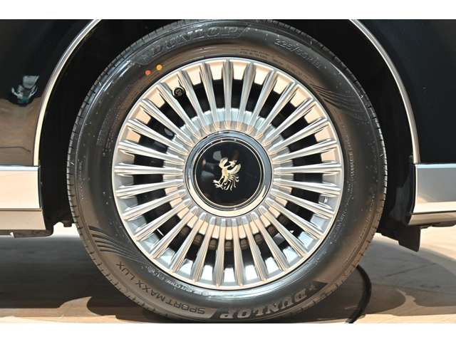 トヨタ センチュリー　ハイブリッド ５．０ R1年 () 99